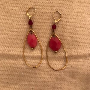 RARE gold round earrings with reddish pink stones